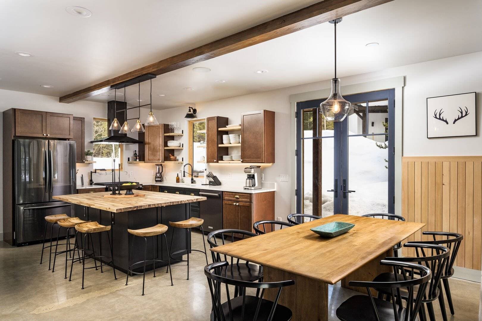 Mountain Manor - Image 5