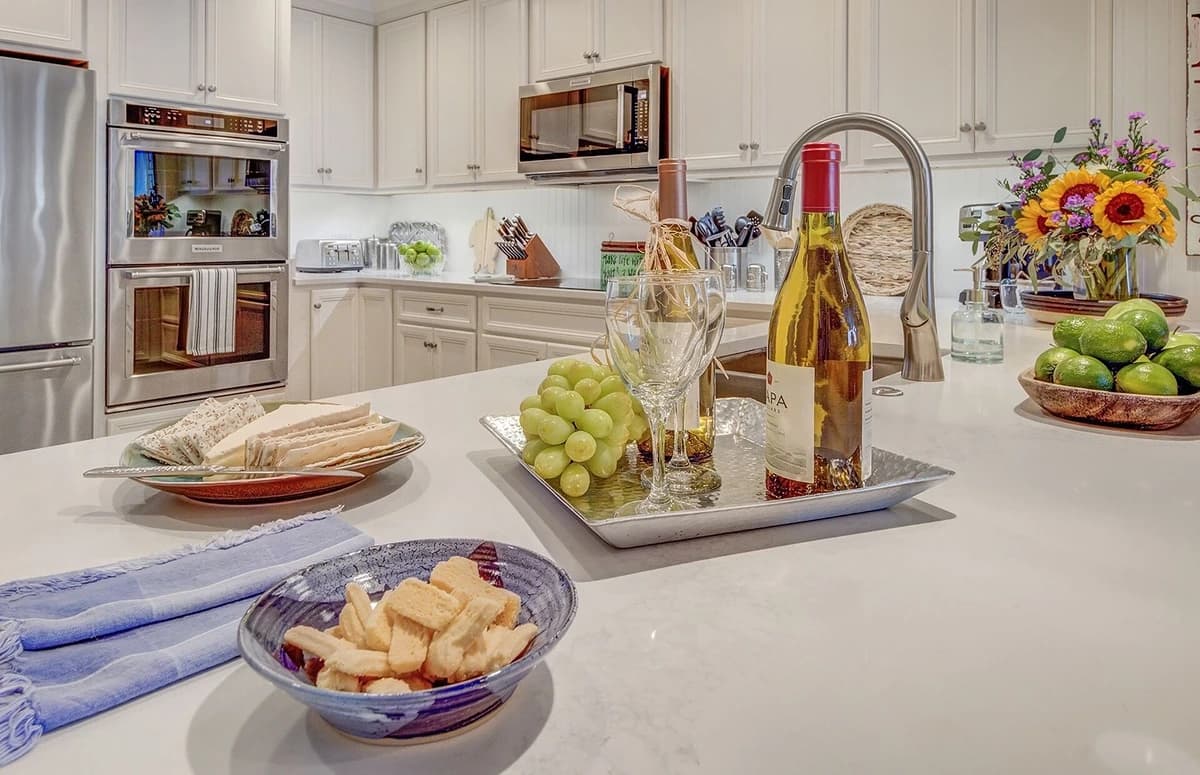 Ocean Haven - Image 12