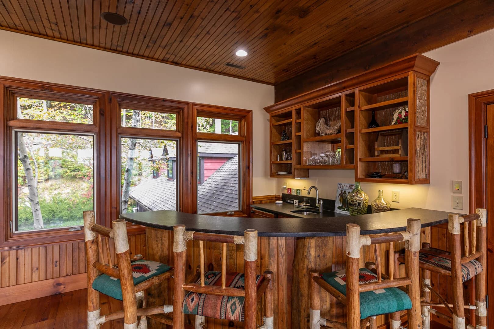 Overlook Estate in The Farm - Image 31