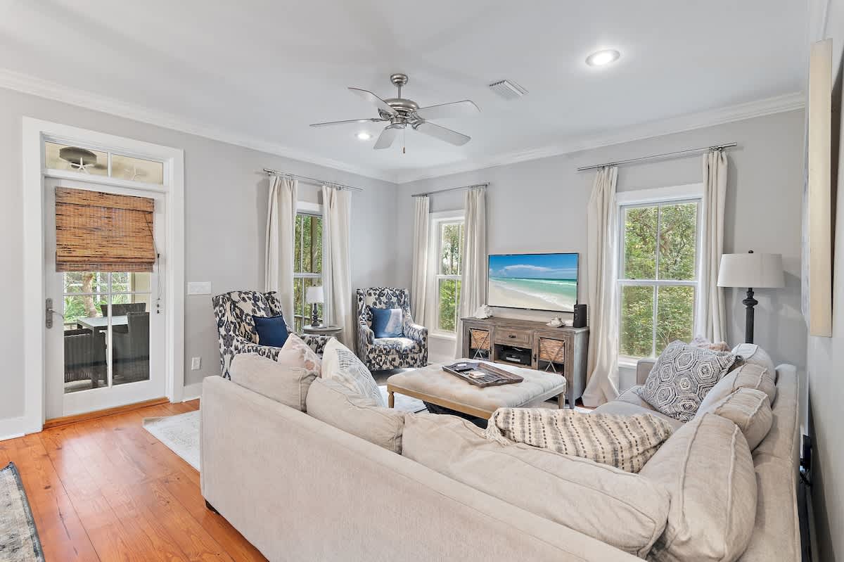 Driftwood Place - Image 2