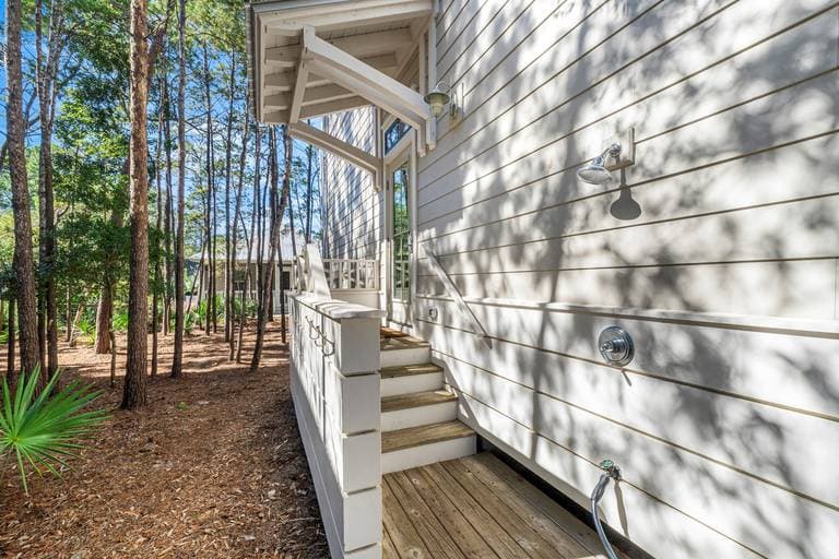 Connecticut Yankee - Image 28