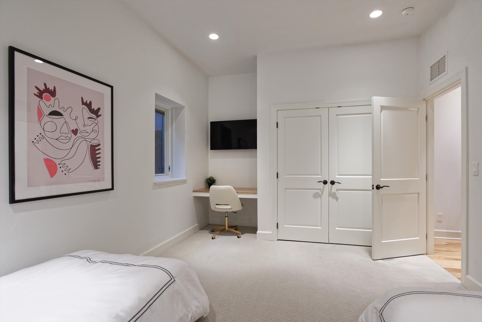 Apres Serene Lodge - Image 9