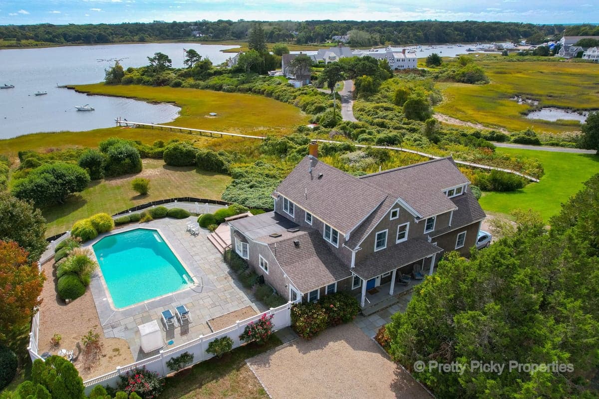 Serenity by the Sea - Image 2