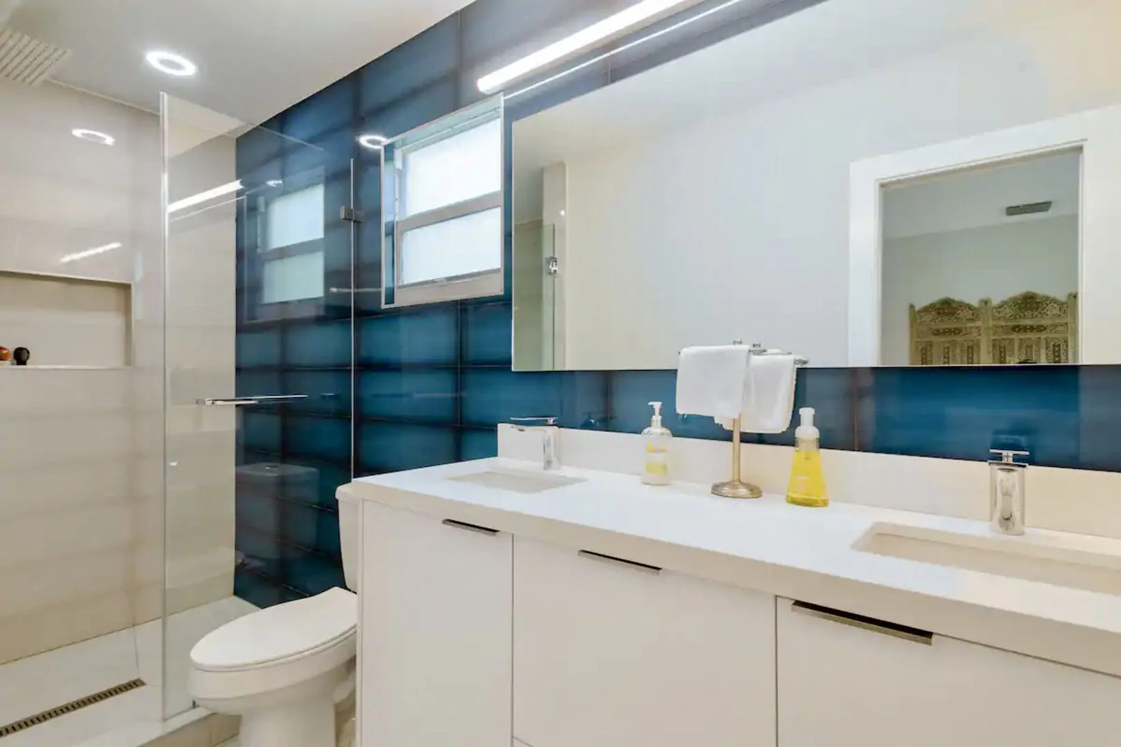 Tree House - Image 32