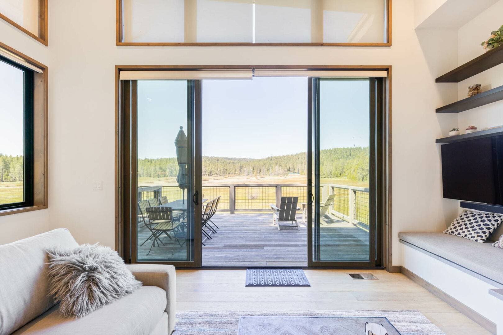 Meadowlark in Tahoe Donner - Image 8