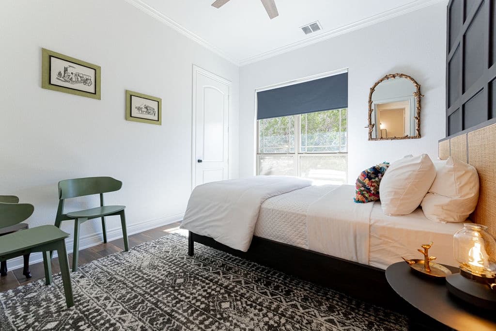 Send The Light - Image 16