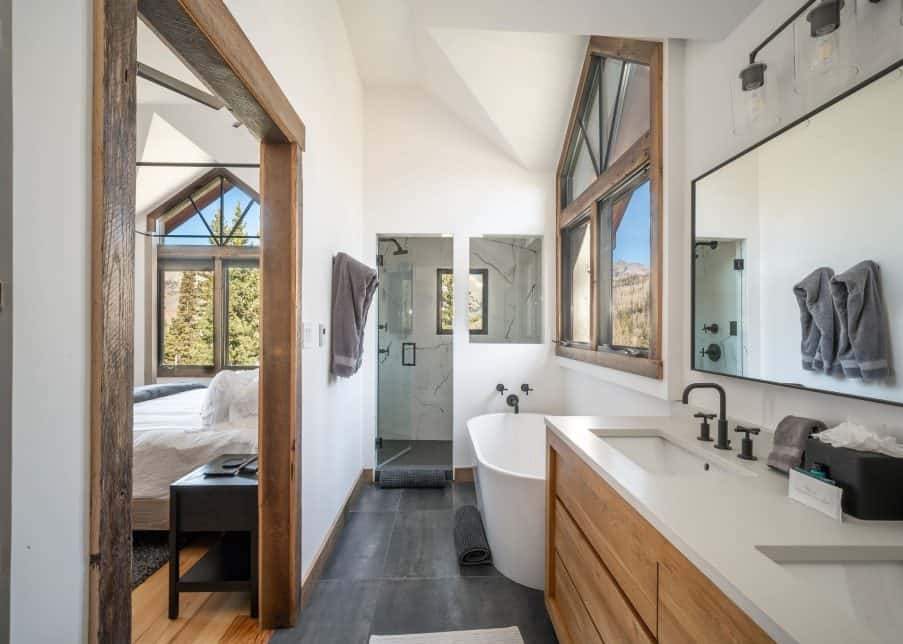 Winterleaf - Image 37