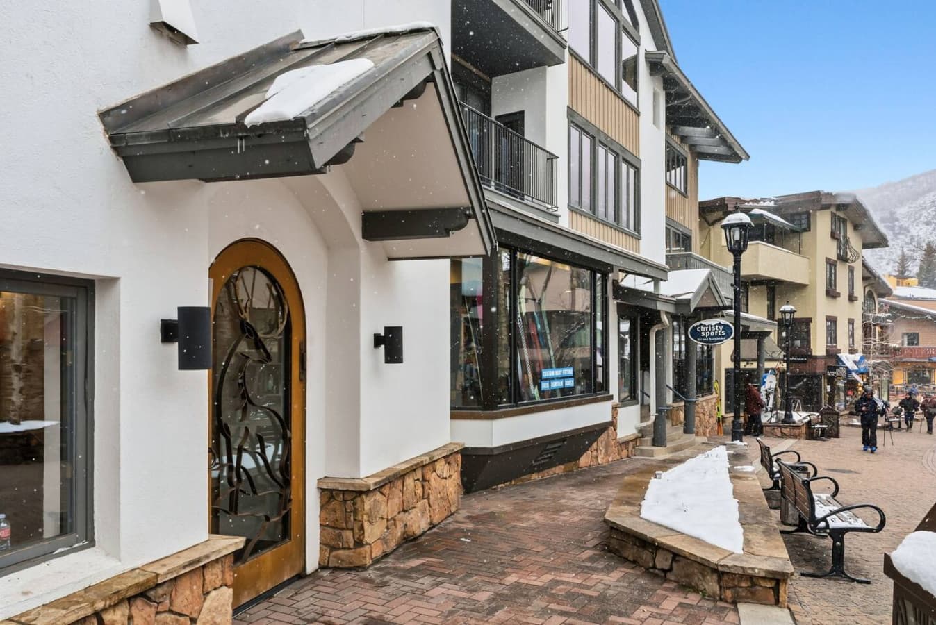 Vail Village Condo #R1 - Image 37