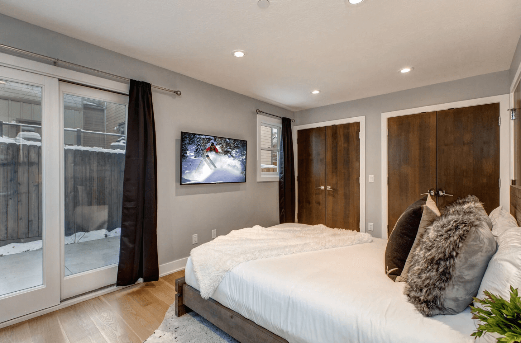 Pick 'N Shovel - Image 16