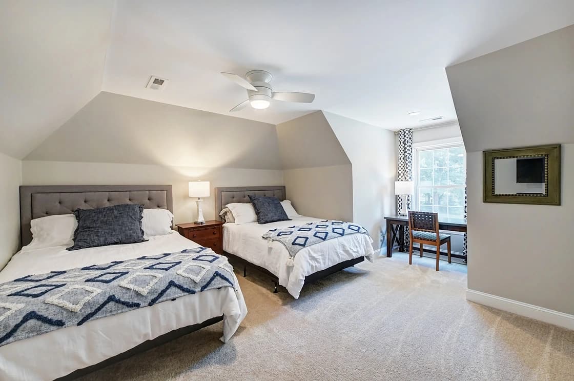 Bright Water Cove - Image 30