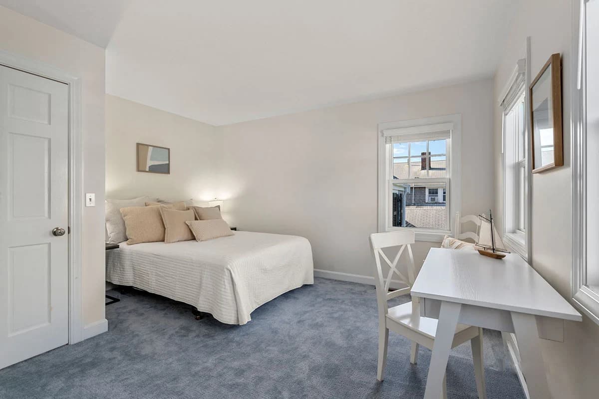 Summer House Too - Image 19