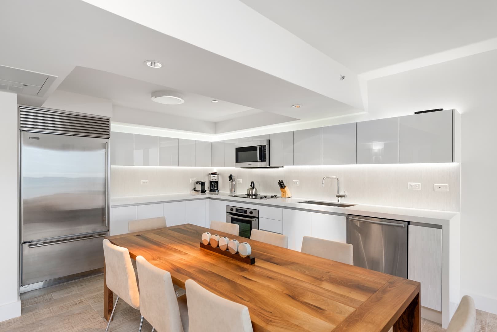 1 Hotel & Homes Residence #1219 - Image 5