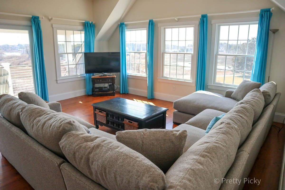 Serenity by the Sea - Image 16