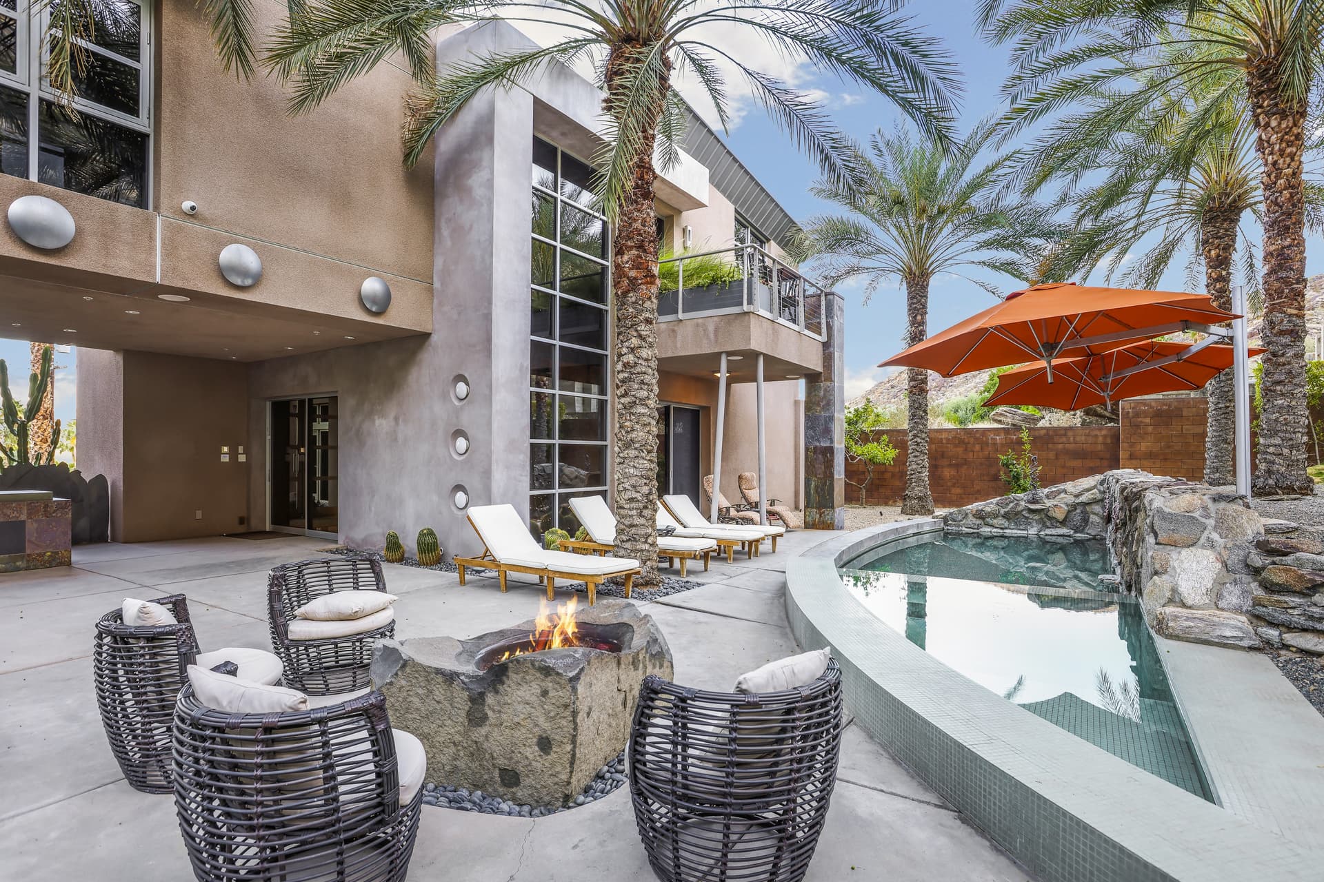 Lookout Home - Image 32