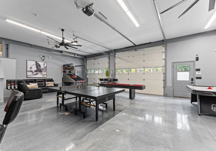 Lucent Sunset Retreat - Image 38