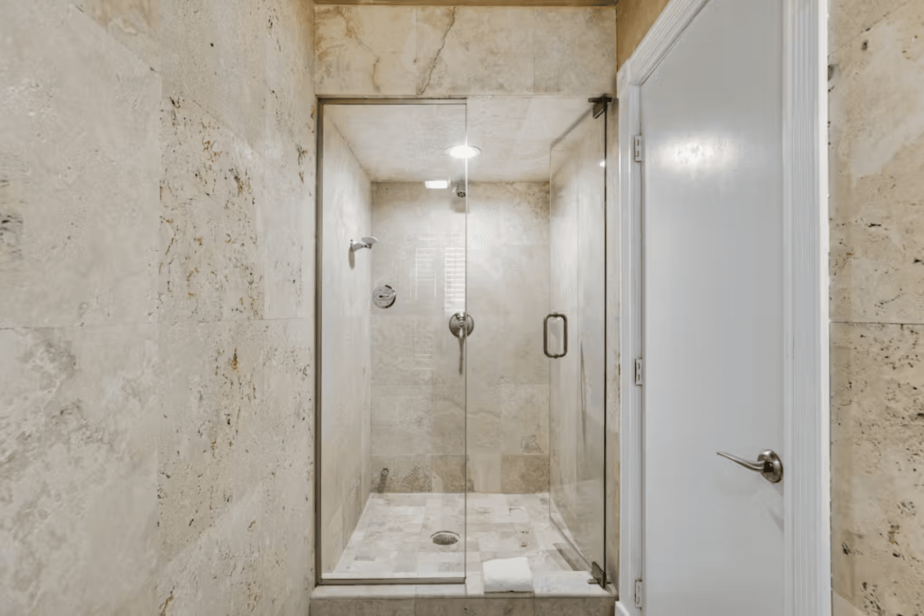 Villa of the Setting Sun - Image 23