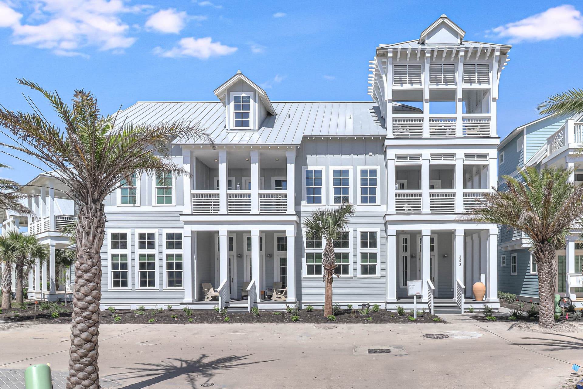 Happy Daze - Image 78