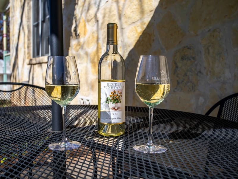 Crepe Myrtle Cottage - Image 21