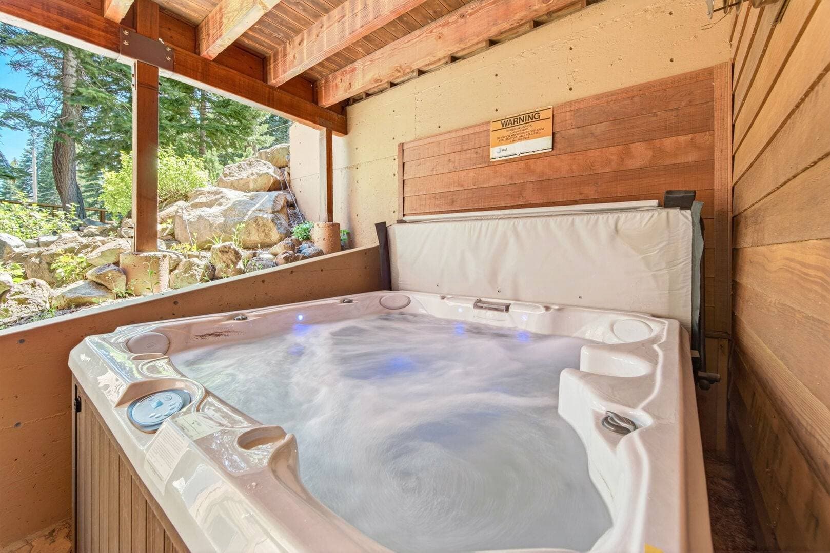 Adventure Lodge - Image 2