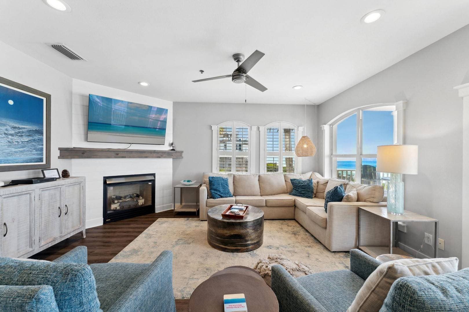 Sunset Beach Villa - Image 1