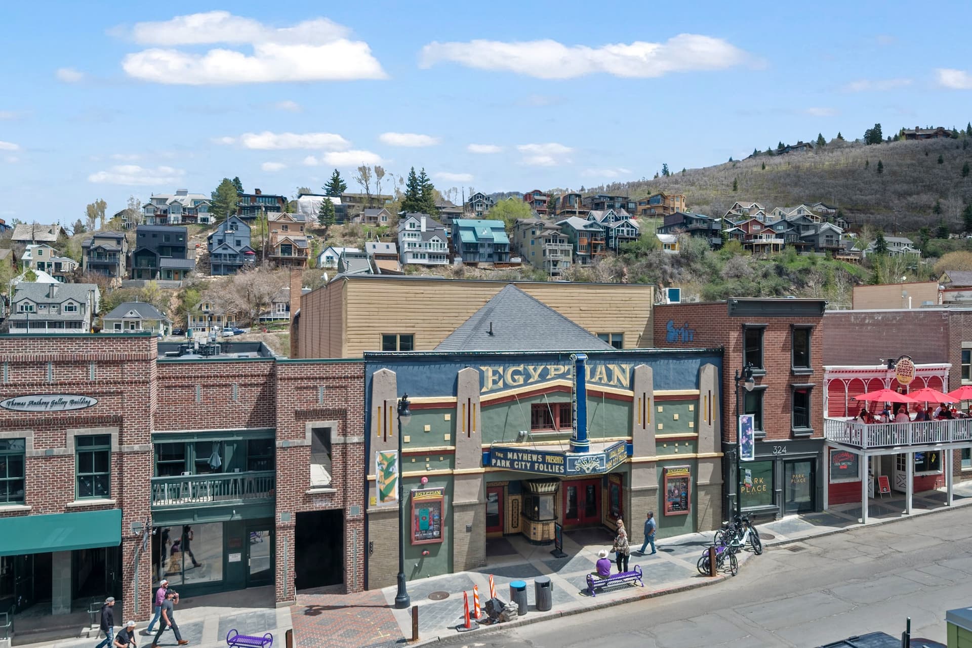 Mountain Luxe Retreat on Main - Image 36