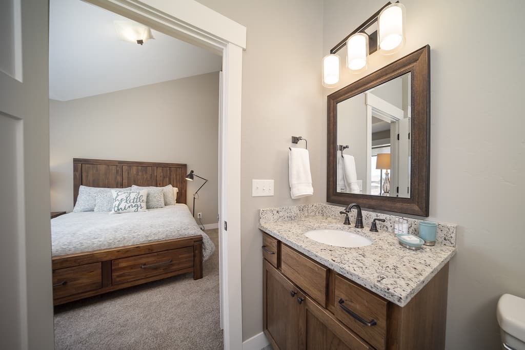 Homer’s Hideaway - Image 21