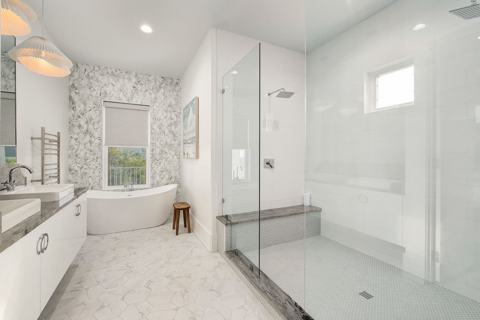 Coastal Dream Manor - Image 9