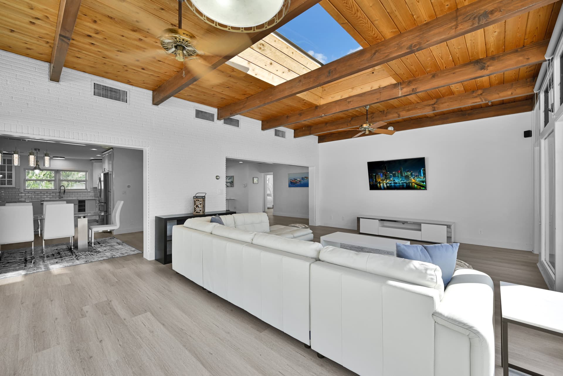 Rodman House - Image 9