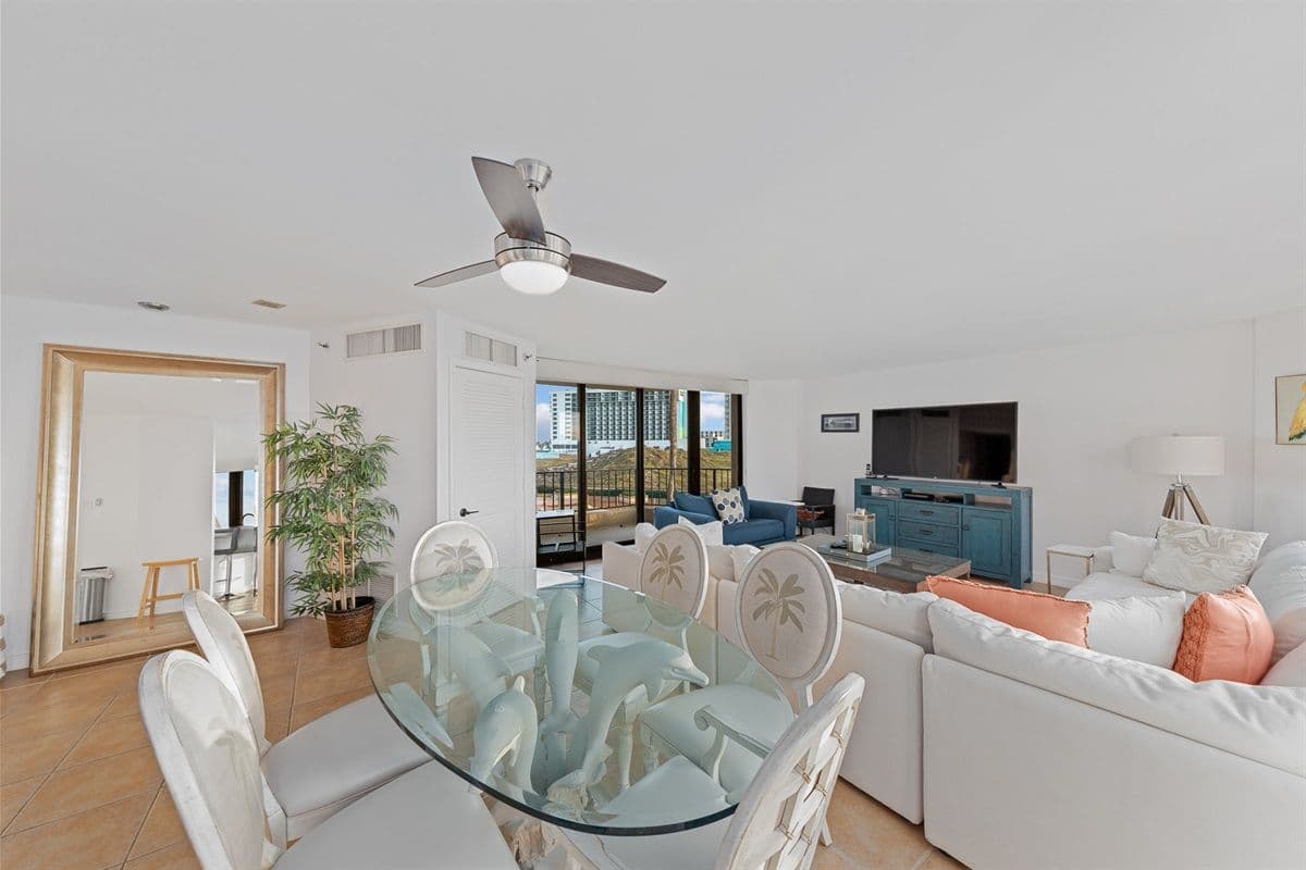 Bridgepoint Residence - Image 9