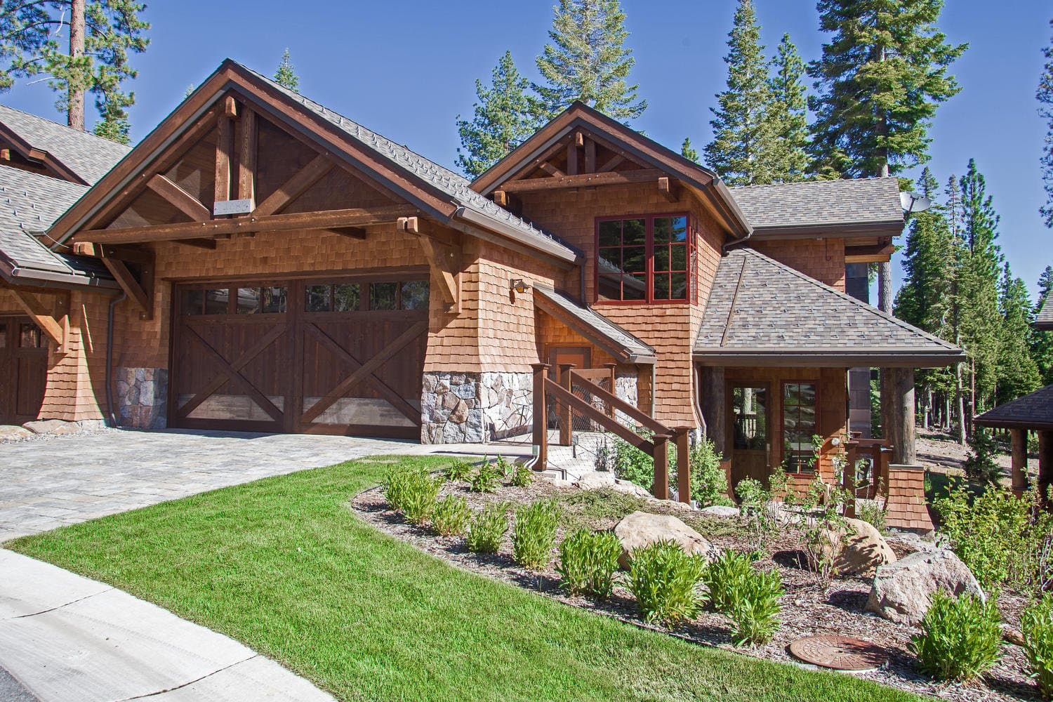 Mountainside Ski-in Ski-Out - Image 2