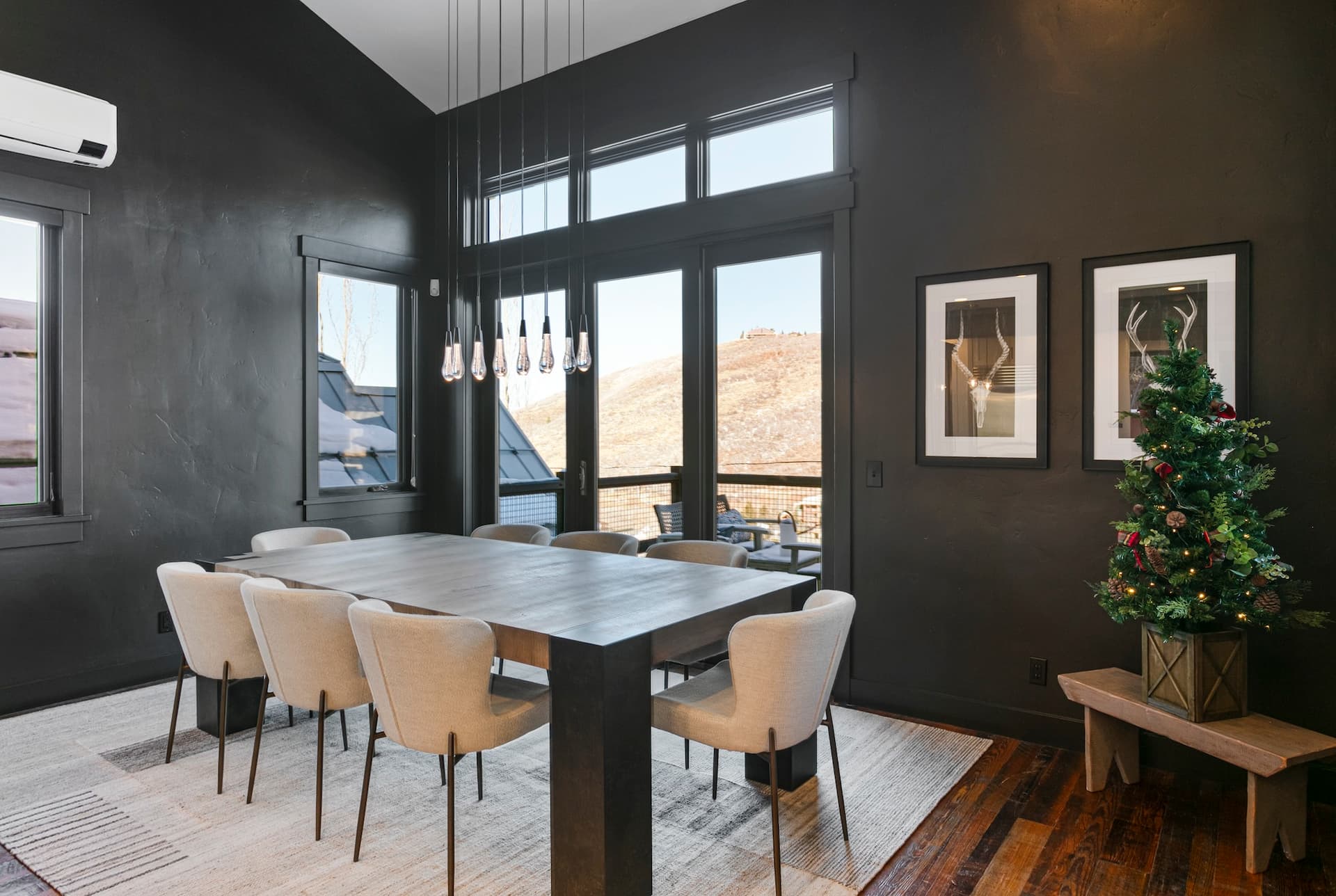 Empire Villa - Image 7