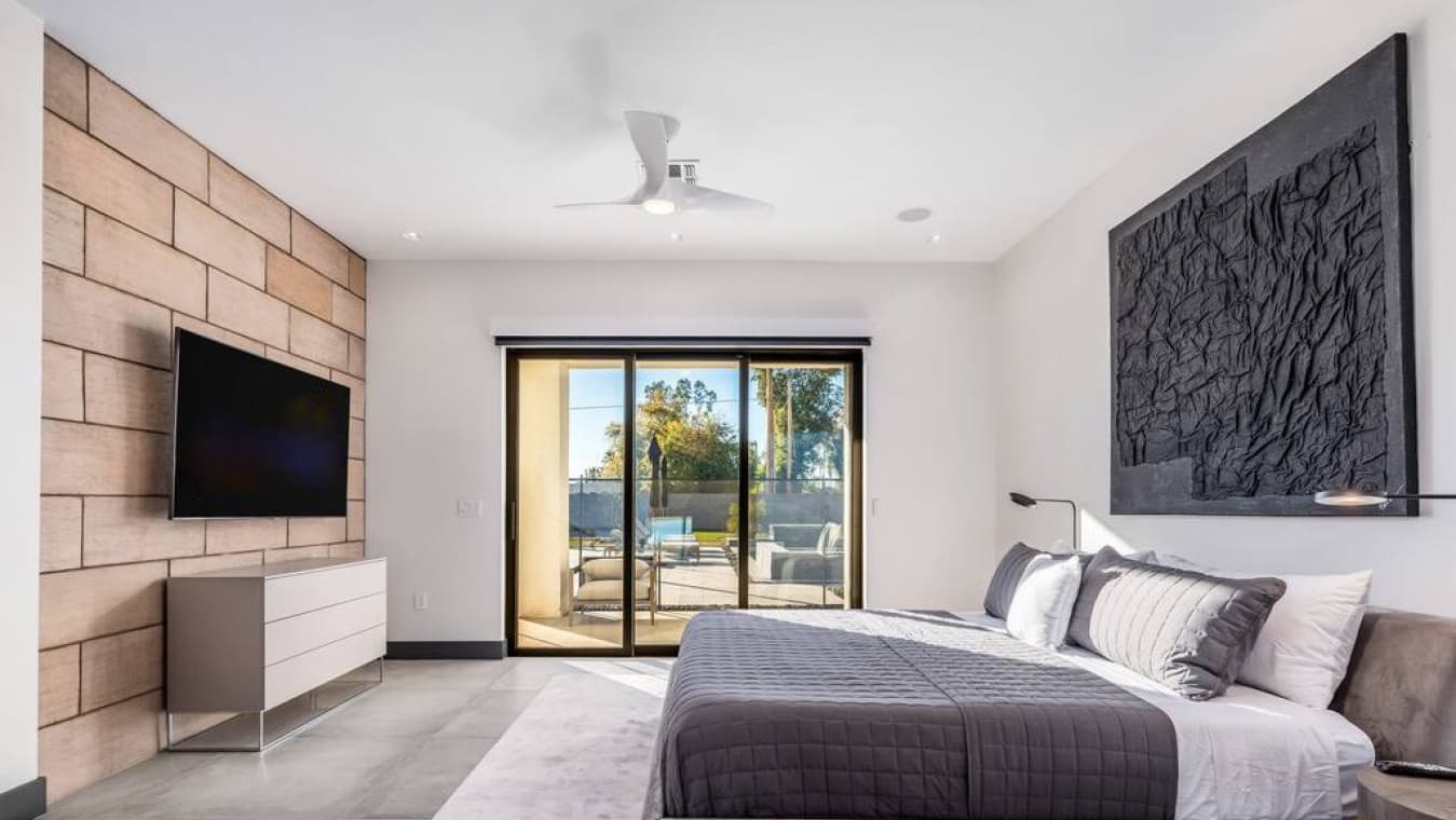 Scottsdale Desert Paradise - Image 22