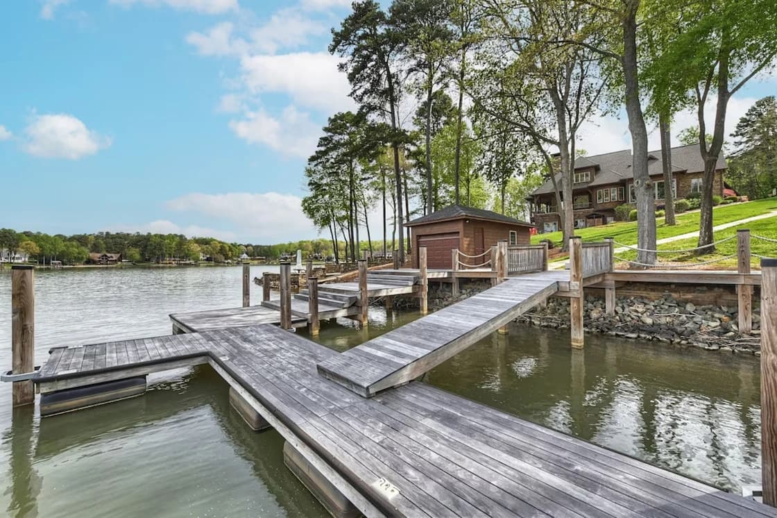 Sunset Shores Grand House - Image 3