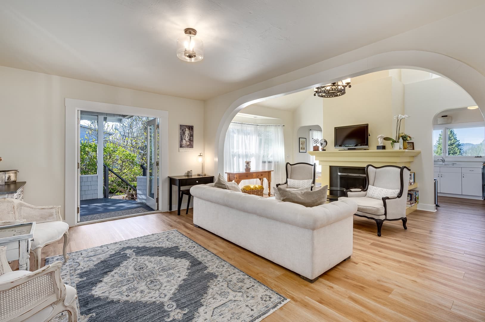 Guest House at Dalya Estate - Image 8