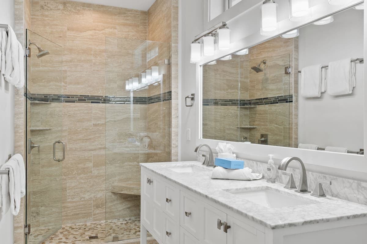 Sun Kissed - Image 18