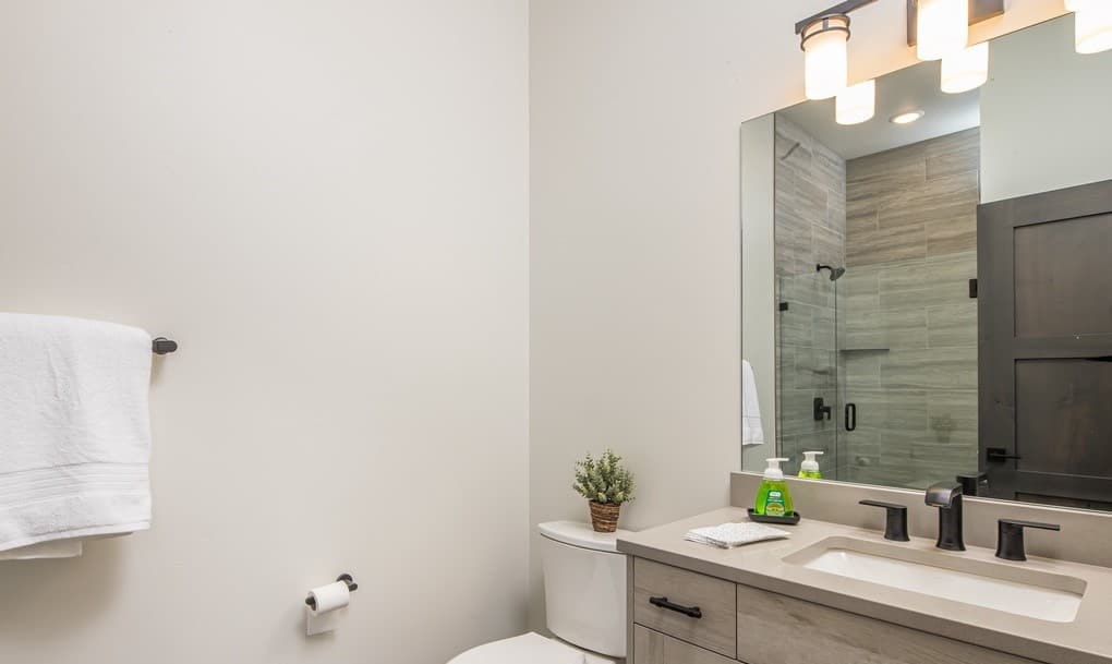 Mountain Lake #502C - Image 21