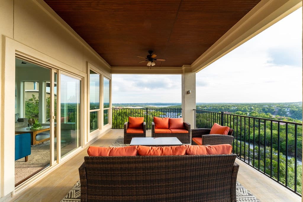 Taking in the View House - Image 3