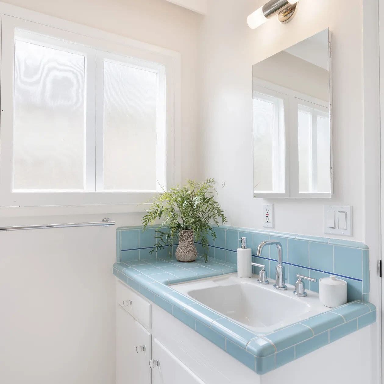 La Jolla Living - Image 25