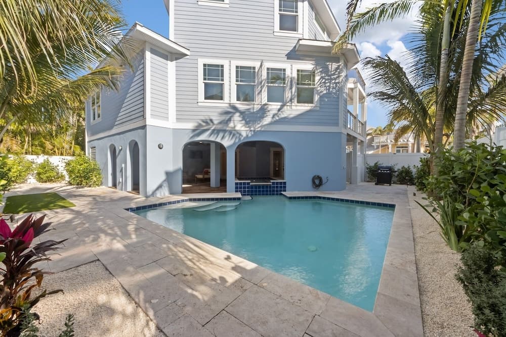 Chasing Sunsets #108 - Image 1