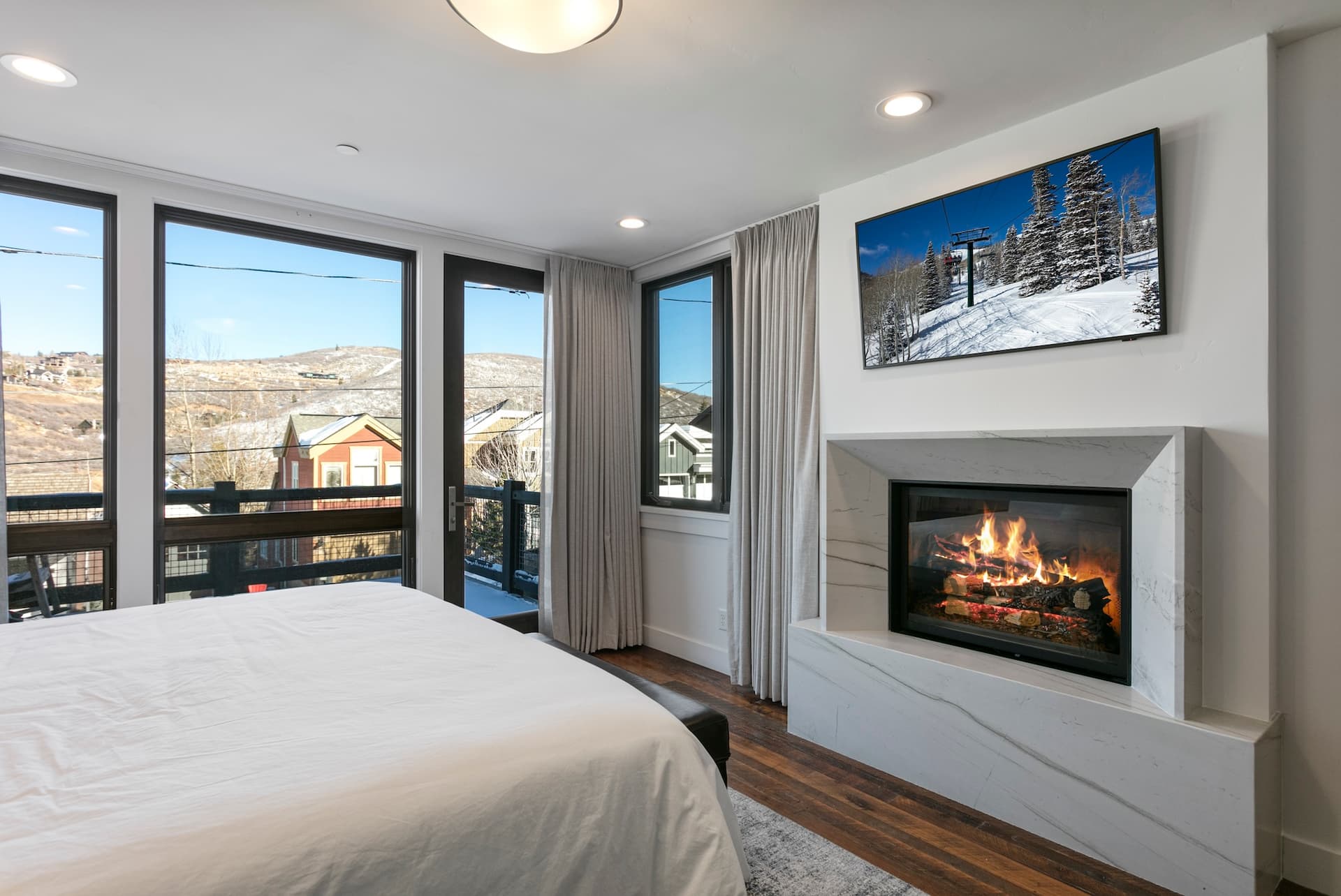 Empire Villa - Image 26