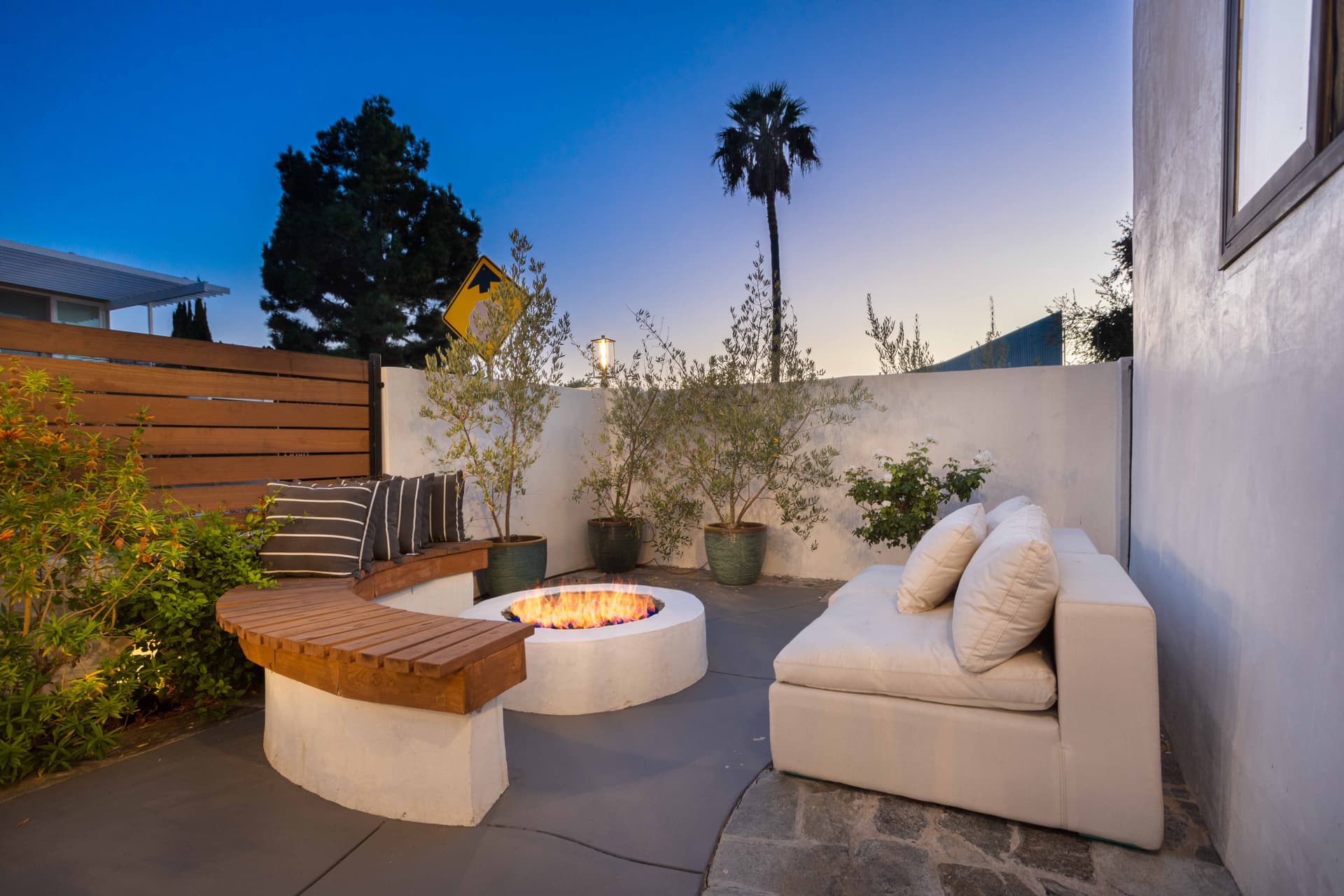 Dona Teresa - Image 46