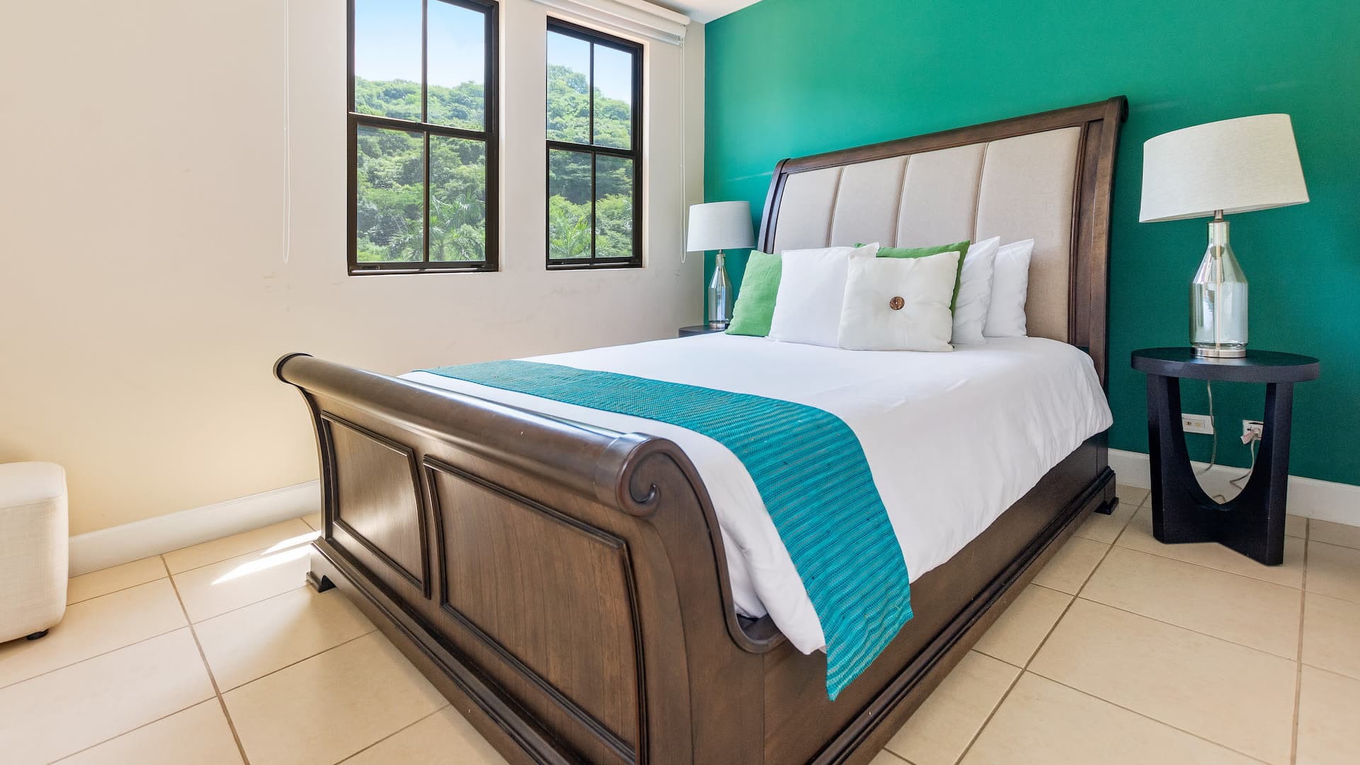 Beach Club Residence - Image 15