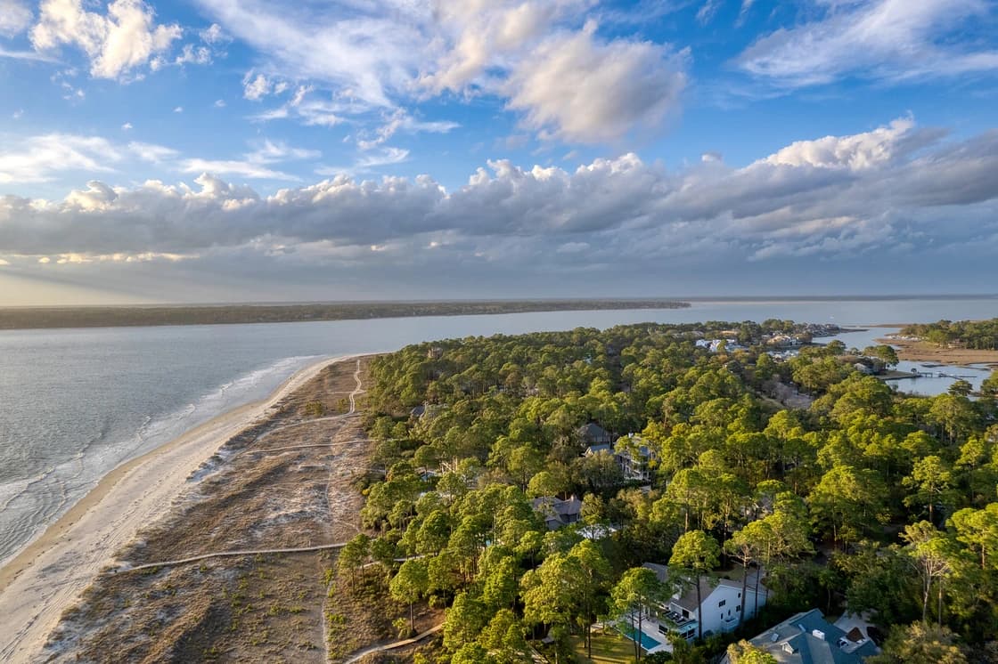 South Beach Serenity - Image 48