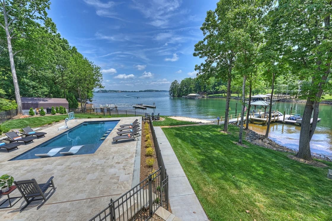 Bright Water Cove - Image 39