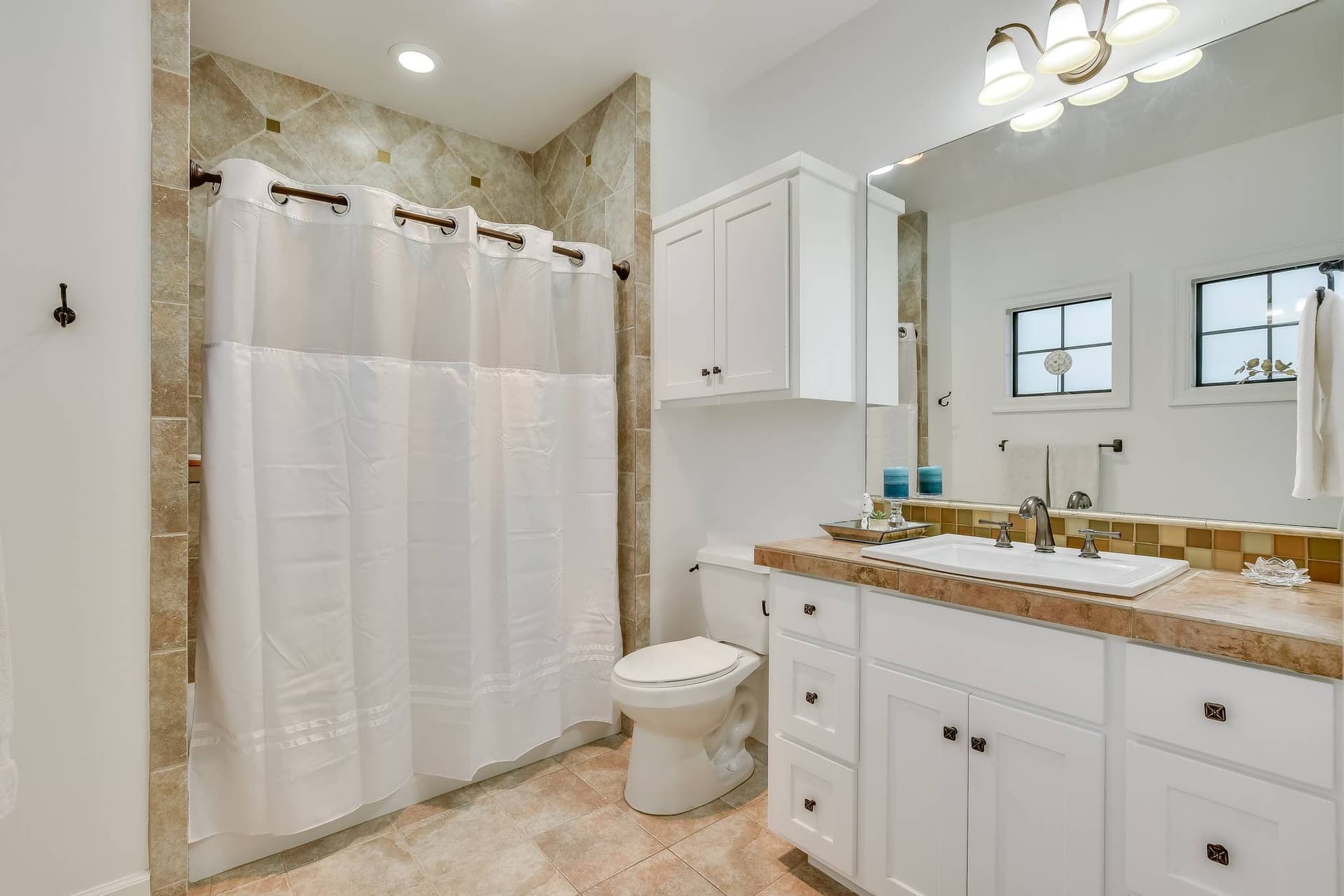 Hillside Oasis - Image 41