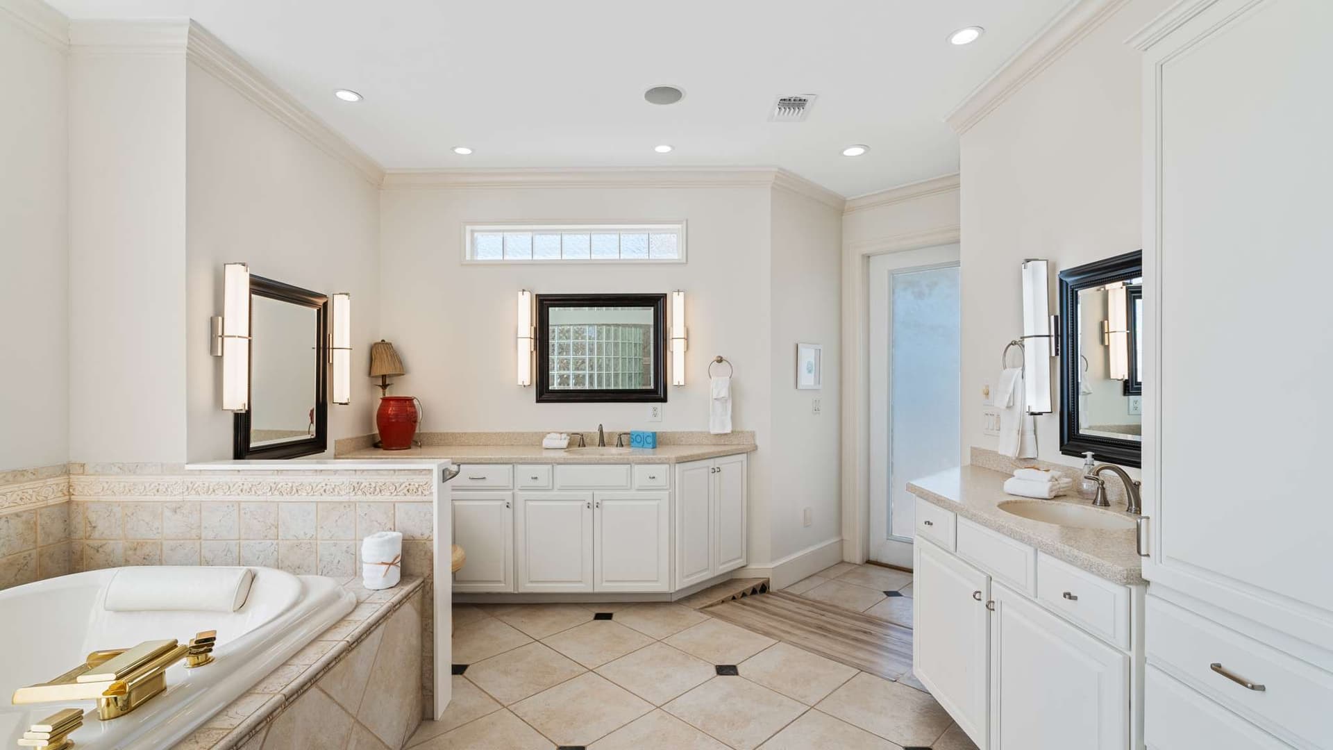 Hog Heaven - Image 47