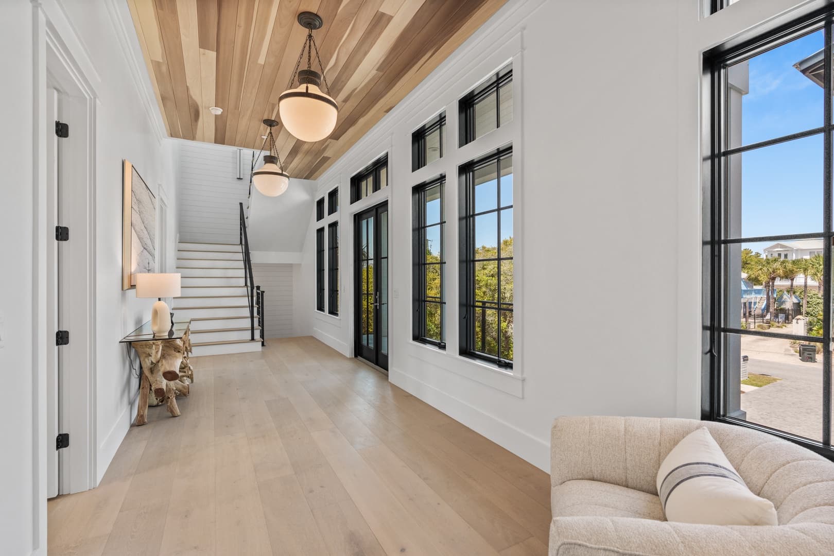 Grand Pearl - Image 54