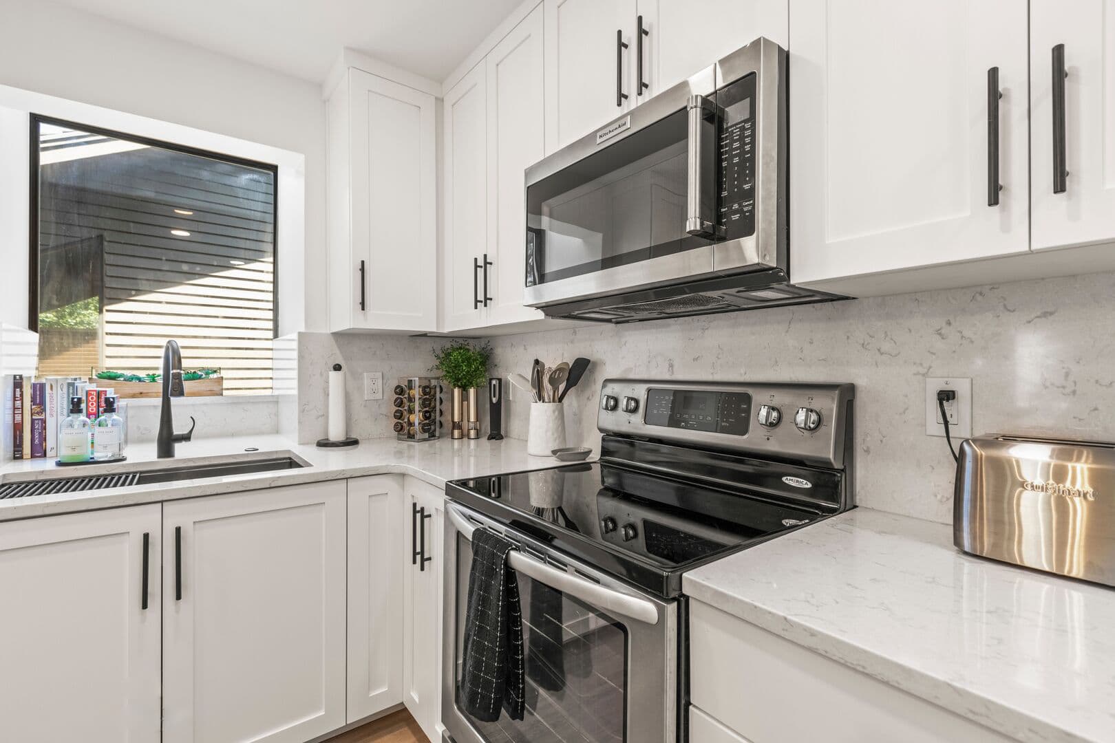 Red Pine Retreat - Image 7