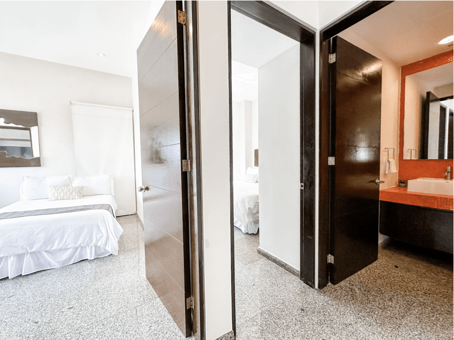 Infinito Condo #21 - Image 14