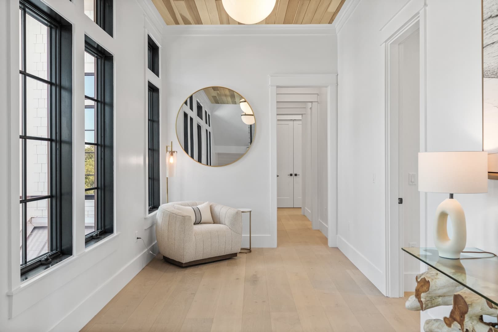 Grand Pearl - Image 53